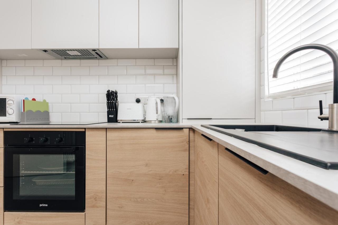 Premier Refurbished Central Flat Борнмут Экстерьер фото
