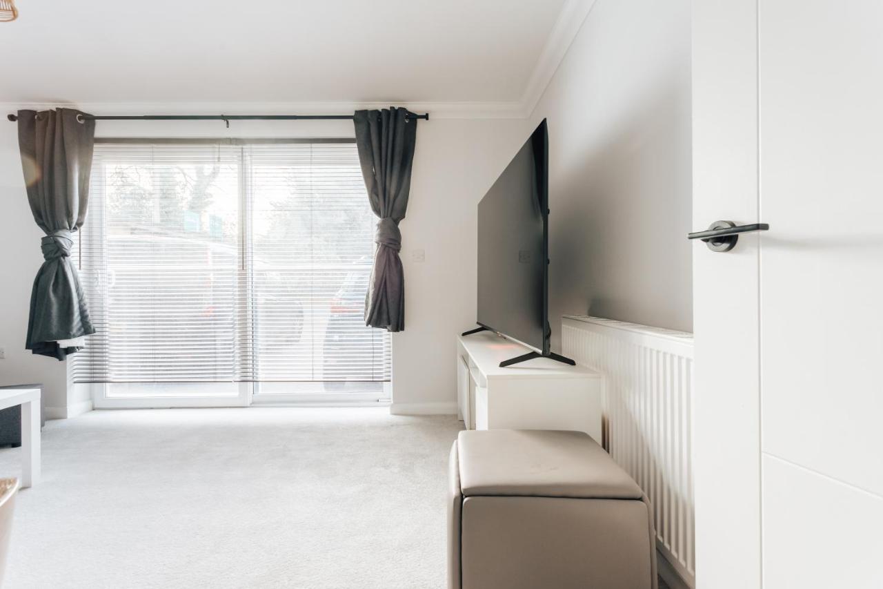 Premier Refurbished Central Flat Борнмут Экстерьер фото